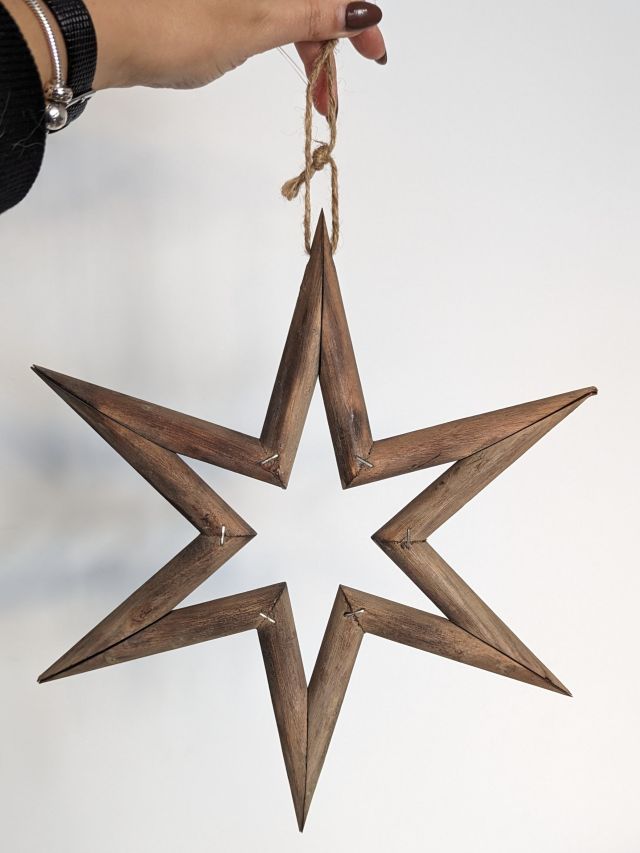 DREWNIANA GWIAZDA ZAWIESZKA