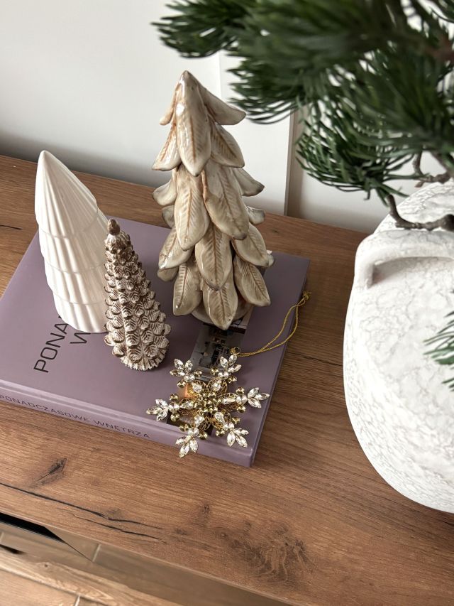 ZAWIESZKA GWIAZDA ZE SZKŁA NO. 2.