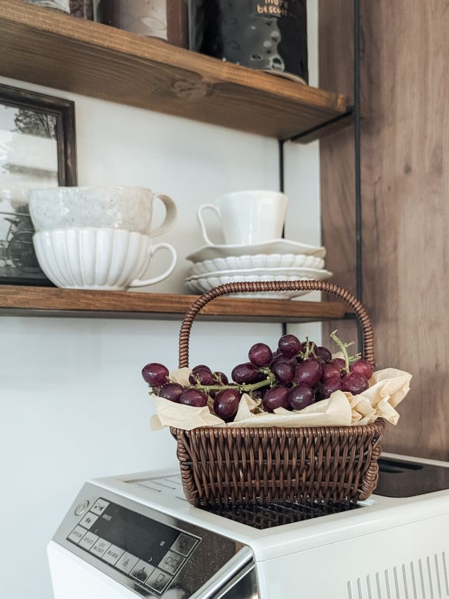 MAŁY KOSZYCZEK RATTAN BRĄZOWY