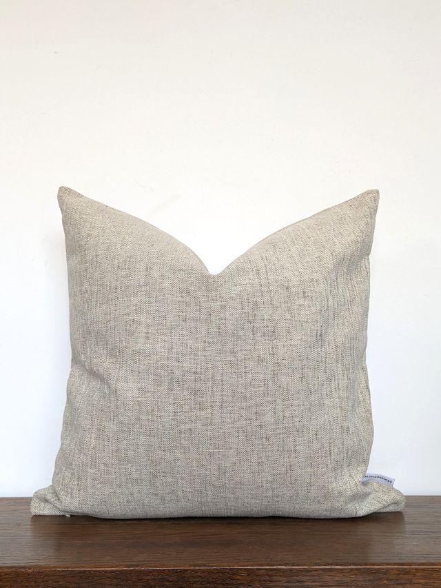 POSZEWKA DEKORACYJNA BEIGE SMOTH 40x40