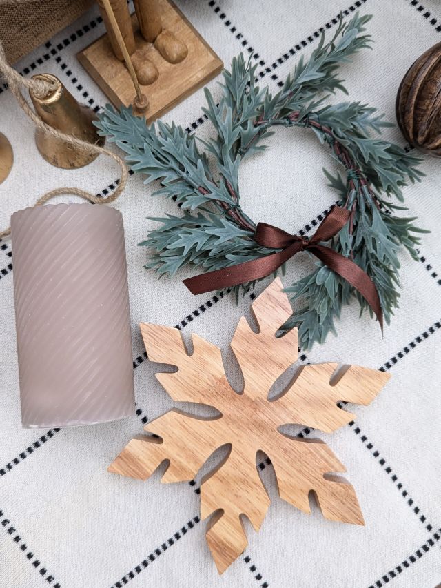 STROIK ŚWIĄTECZNY Z DUŻĄ GWIAZDKĄ I ŚWIECĄ