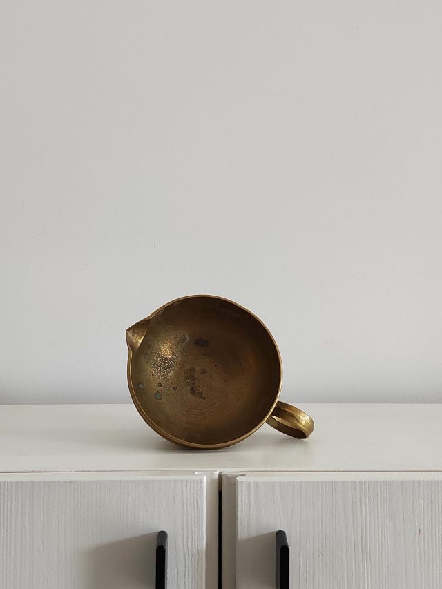 MOSIĘŻNA WAZA Z UCHEM