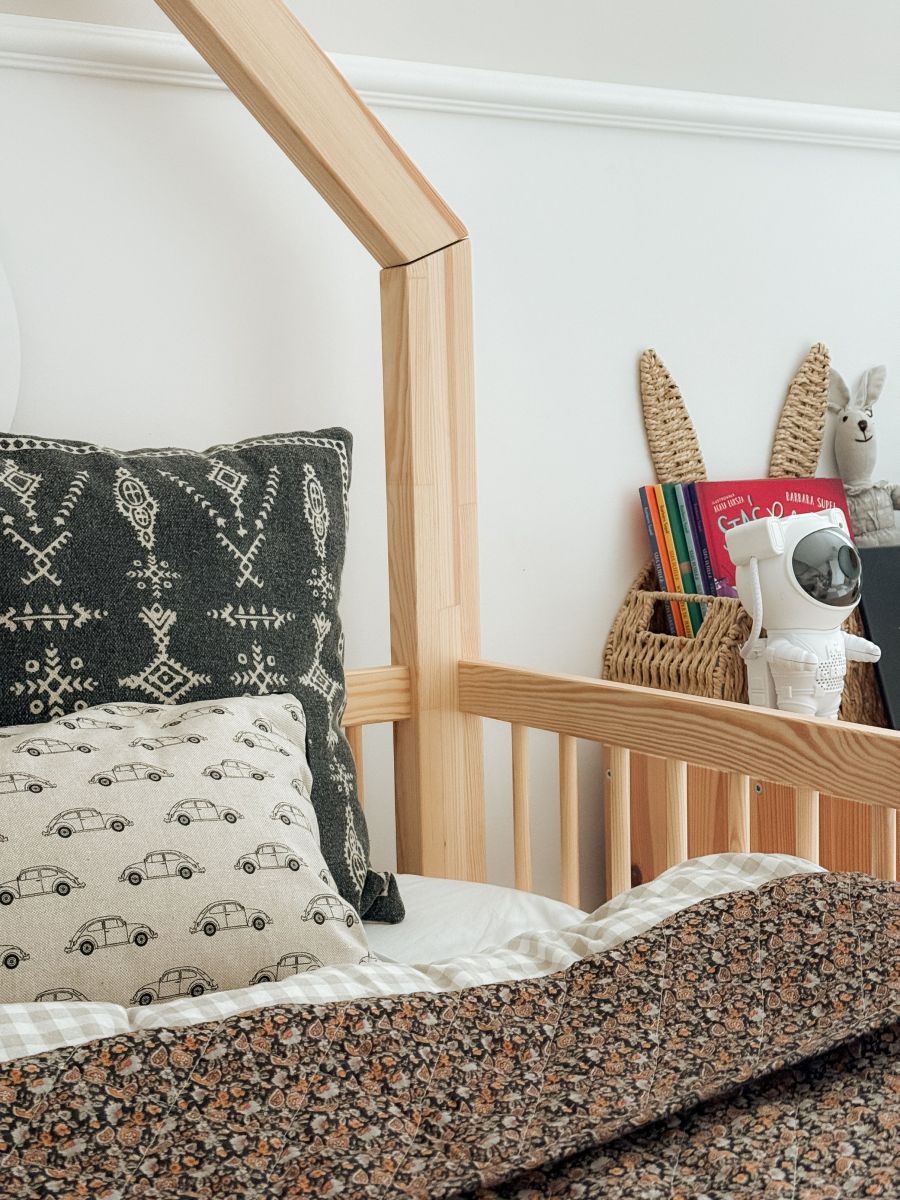 PODUSZKA DEKORACYJNA "GARBUS"40X40