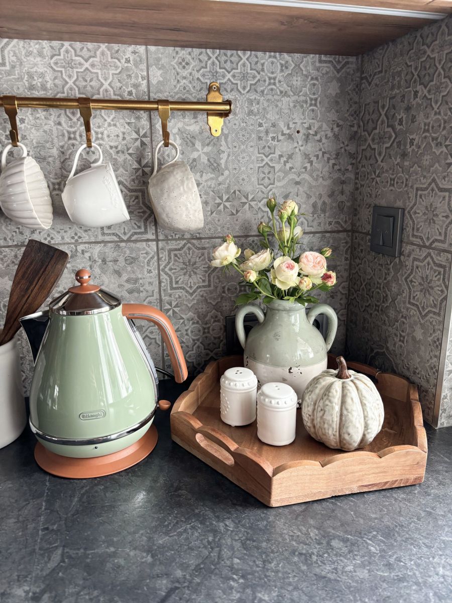 OZDOBNA TACA DO SERWOWANIA