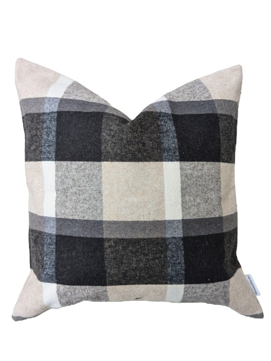 POSZEWKA DEKORACYJNA BEŻŻETKA 45X45cm